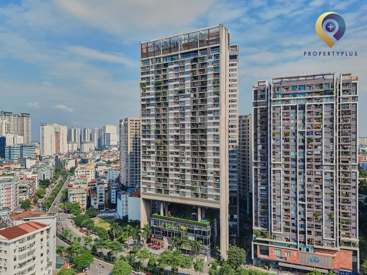 Tòa nhà Dolphin Plaza nhìn từ trên cao, bao quát toàn bộ kiến trúc.